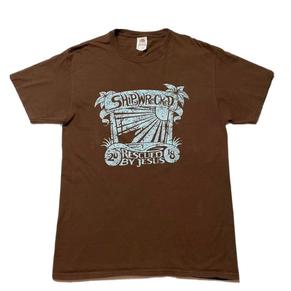 Shipwrecked Rescued By Jesus Mens TShirt Size M Brown Fruit Of The Loom Graphic‎